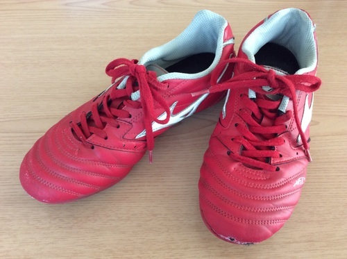 格安】MIZUNOサッカースパイク☆23.5㎝ 華々しい