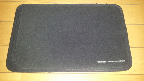取引中】 Apple MacBook Air (11-inch, Mid 2012) 本体＋電源ケーブル 