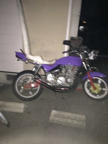 ゼファー400初期型