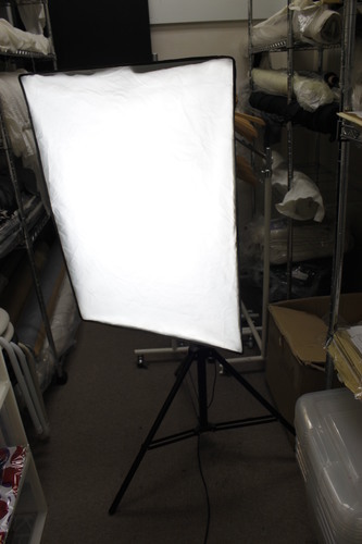 撮影機材セット　フォトツール　ソフトライトボックス3本　背景のホワイトペーパー　蛍光灯付き
