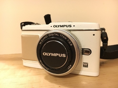 取引中 OLYMPUS PEN ep1  デジタル一眼レフカメラ