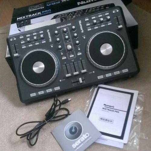 Numark MixTrack Pro, DJコントローラー, Serato DJ intro Software