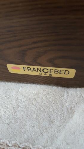 フランスベッド製　クィーンベッドマットレスなし