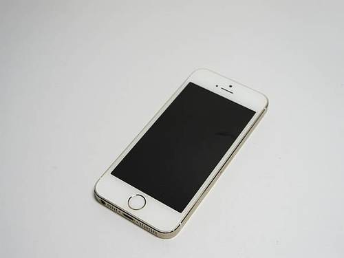 iPhone5s 16GB ゴールド au 美品