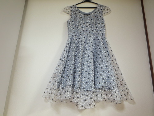 新品 清楚で 大人水玉ワンピース 結婚式の二次会に謝恩会に最適パーティードレス Yumi K 佐賀のワンピース の中古 古着あげます 譲ります ジモティーで不用品の処分
