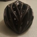 サイクリングの季節にヘルメット