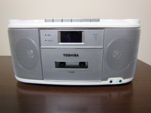 東芝　CDラジカセ　TY-CDS5