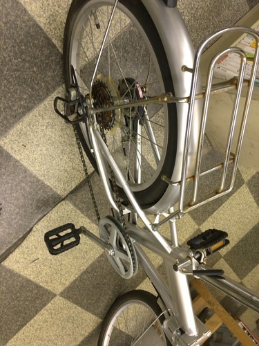 [2401]中古自転車　リサイクル自転車　折りたたみ自転車　20インチ　外装6段変速　前カゴ付　シルバー