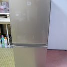 2014年シャープ　プラズマクラスター搭載　　137Ｌ2ドア冷蔵庫
