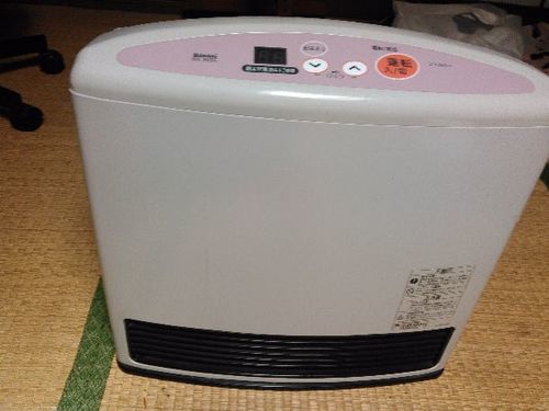 ガスファンヒーター。リンナイ。