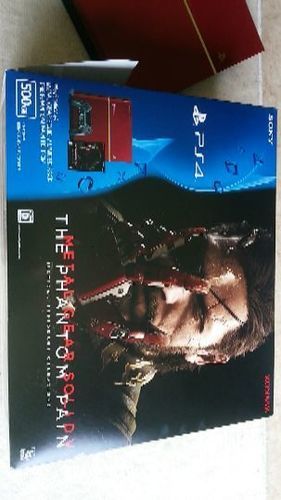 お取り引き中！保証付きPS4メタルギア限定バージョン！美品です