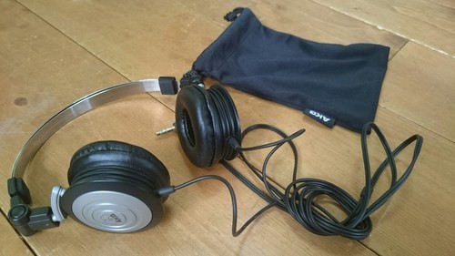 生産終了品 名機 AKG K414P ヘッドフォン ケース付 美品