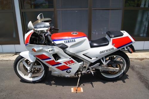 YAMAHA　FZR250　88Model