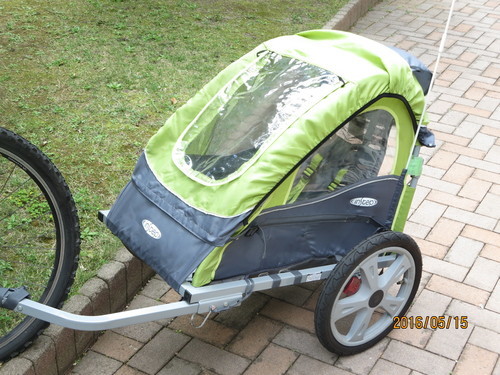 子供用トレーラーの紹介です。（インステップ社製１人乗り用）