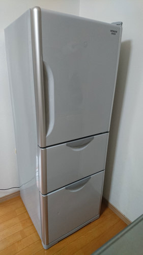 （取引完了）日立 265L真空チルドつき冷凍冷蔵庫 13年製 美品 R-S270DMV
