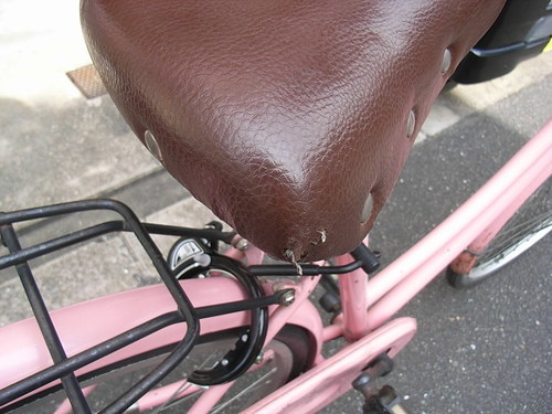無料配達地域あり、26インチ、ピンクの整備したママチャリ中古自転車を自転車出張修理店グッドサイクルが出品