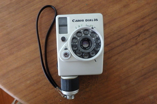 [売却済]キャノン　ダイアル３５　ゼンマイ式フイルムカメラ　整備済み