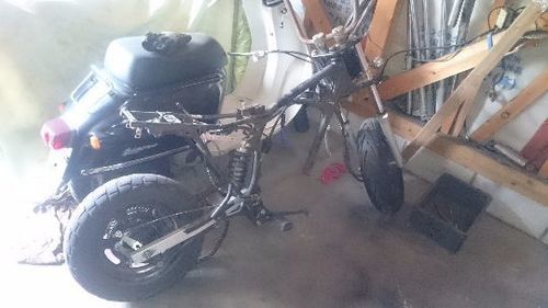 エイプベース車