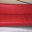 真っ赤なソファーベットです。