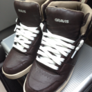 GRAVIS 26.5スニーカー