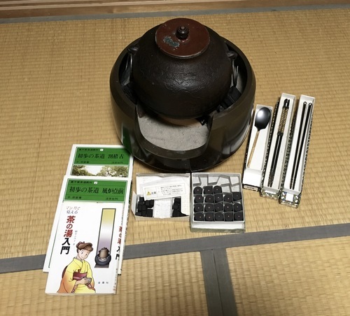【値下げ】茶道用: 風炉 釜 火箸 灰かき 炭 等の一式セット