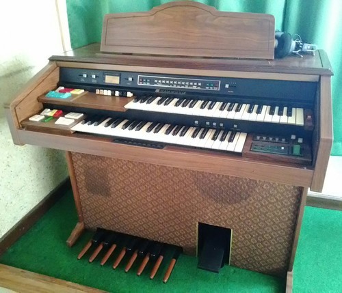 ハモンド社製エレクトーン品番：142K2（Hammond Organ）ビンテージオルガン