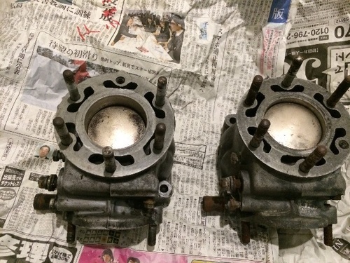 NSR250シリンダー ピストン 前後 MC16E MC21？