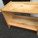 木製のサイドテーブル サイドボード