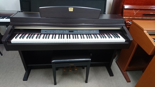 ヤマハ　CLP-240RW 　2007年製　　　￥　43,000