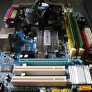 LGA775 マザーボード(CPU&リテールクーラー&メモリ2G...
