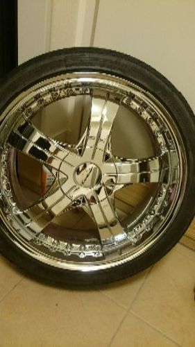 こ*ん様 18インチ デコルサ メッキ 希少 Yahoo!オークション - 希少MOMOメッキホイール 18inc