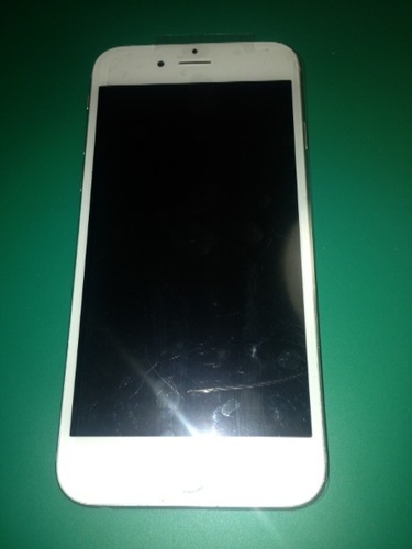 iPhone６、美品、判定◯ au 16GB