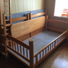 子ども用二段ベッド