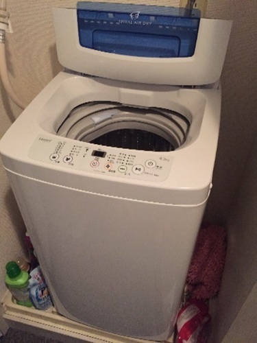 驚きの値段で 【商談中】ハイアール洗濯機☆使用期間1年☆4.2kg その他