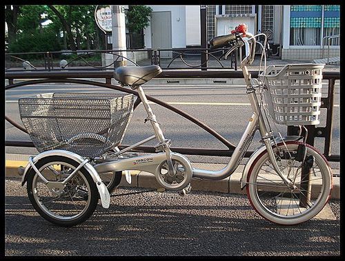 ★リサイクル(再生)自転車・中古自転車・ブリヂストン三輪自転車・18/16インチ・シングル・シルバー
