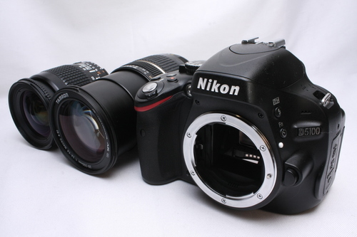 Nikon ニコン D5100 ダブルズーム♪ Nikon D5100 ダブルズームキット