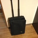 スーツケース　黒　手荷物サイズ