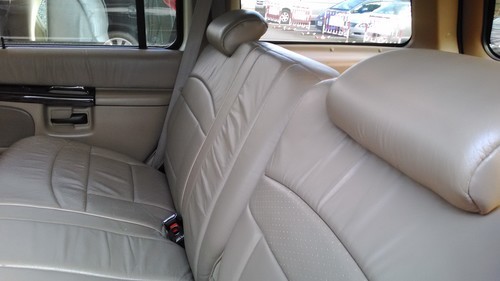 車検２年まるまるくっつけての お買い得車 一回は乗ってみたいアメ車 フォードsuvエクスプローラーltd右ハンドル正規代理店物 バイク車検 大久保 東山田のその他の中古車 ジモティー