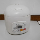 3.0合炊きコンパクトマイコン炊飯器 EG-RC35　2013年製