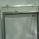リサイクルショップのアウトレット品 コロナ窓用エアコン 取り付け枠あり