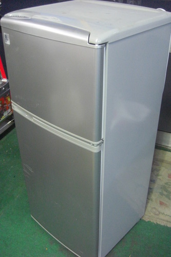 SANYOノンフロン冷蔵庫