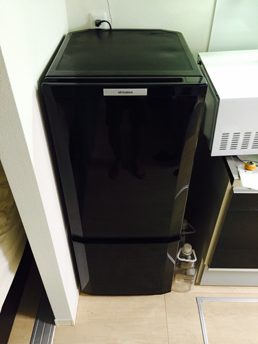 【取引完了】冷蔵庫(三菱、黒、2012年12月製、MR-P15W、146ℓ)