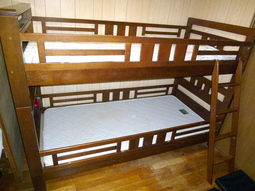 組立式　中古２段ベッド