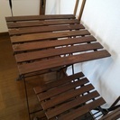 【無料】折りたたみ式テーブルと椅子2脚