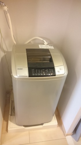 [終了]4年保証付き　5.5L　ハイアール　洗濯機　風乾燥　静音設計