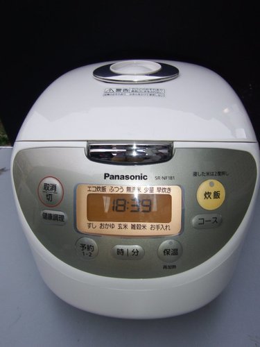 1升炊き炊飯器 Panasonic SR-NF181　電子ジャー