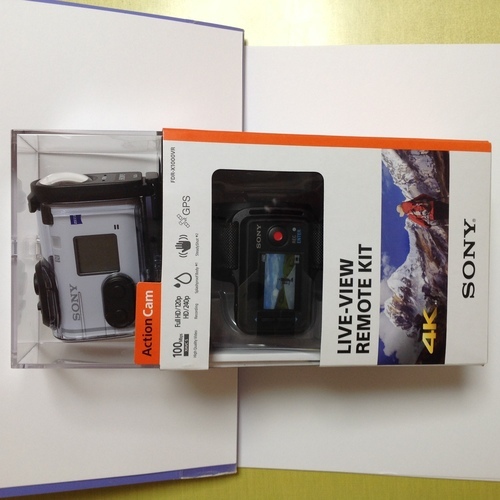 SONY アクションカム4Kビデオカメラ＆ライブビューリモコン　FDR-X1000V\u0026VR,SONY マイクロSDカード、回転式クリップマウント