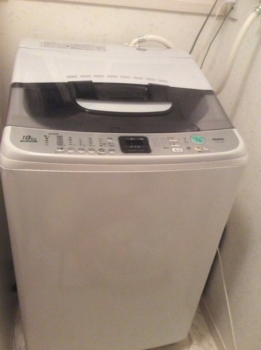 サンヨー　sanyo 洗濯機10キロ　2011年製　美品