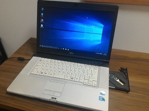 (お取引中)ﾒﾓﾘ6GB/i5/HDD500GB搭載! 超高速Win10ノートPC /Core-i5/6GB/500GB/Libre Office [富士通 Lifebook E780]