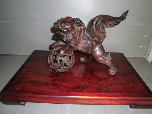 獅子 狛犬 置物 金属製 魔除け 鞠 インテリア シーサー 武蔵 東近江のインテリア雑貨 小物 置物 オブジェ の中古あげます 譲ります ジモティーで不用品の処分